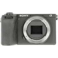 Sony Alpha 6700 mit Objektiv E 18-135mm 3.5-5.6 OSS (ILCE-6700MB) schwarz