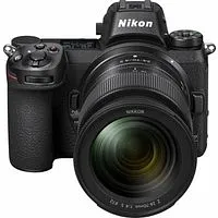 Nikon Z6 mit Objektiv Z 24-70mm 4.0 S (VOA020K001)